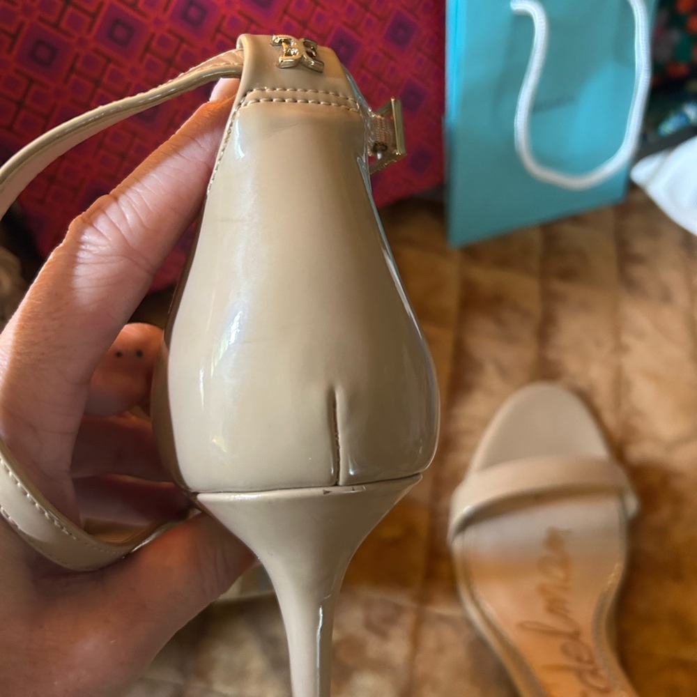 Sam Edelman Women's Elegant Cream Heels - Picture 9 of 9